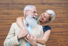 Seniors and relationships, Staying connected, Enjoying life